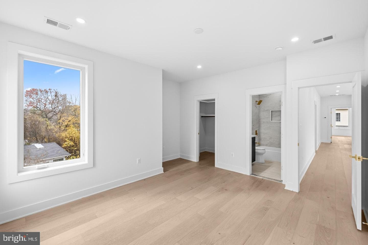 719 Meadow Lane SW photo 30
