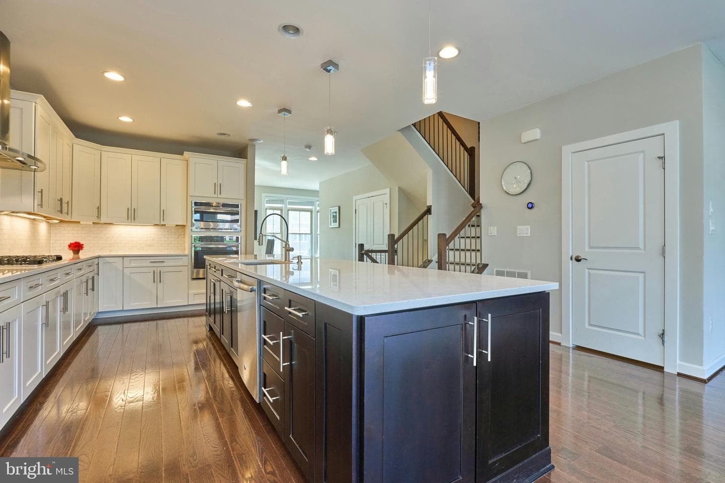 2358 Chadlington Road photo 26