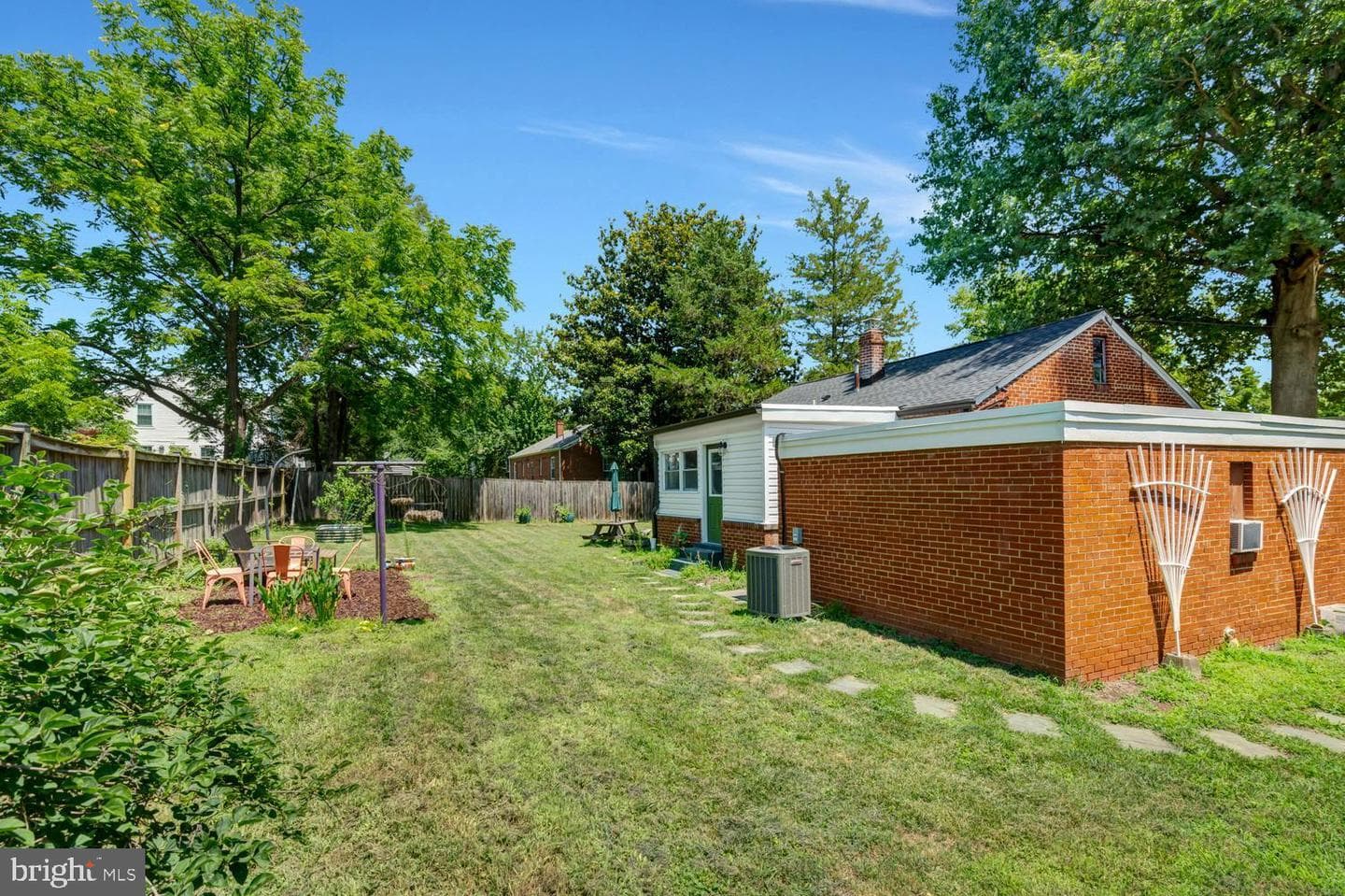 6806 Smithway Drive photo 18