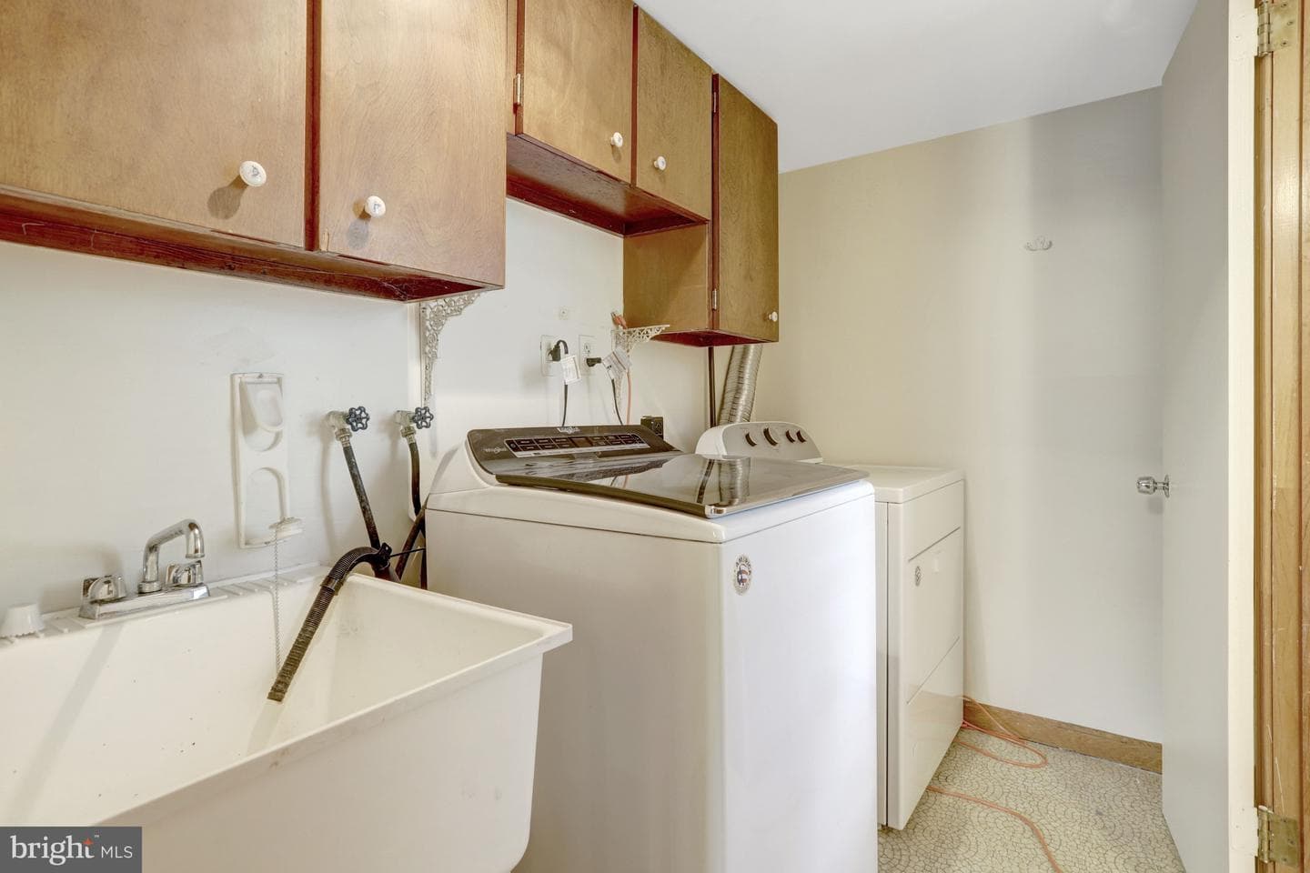 7623 Mendota Place photo 41