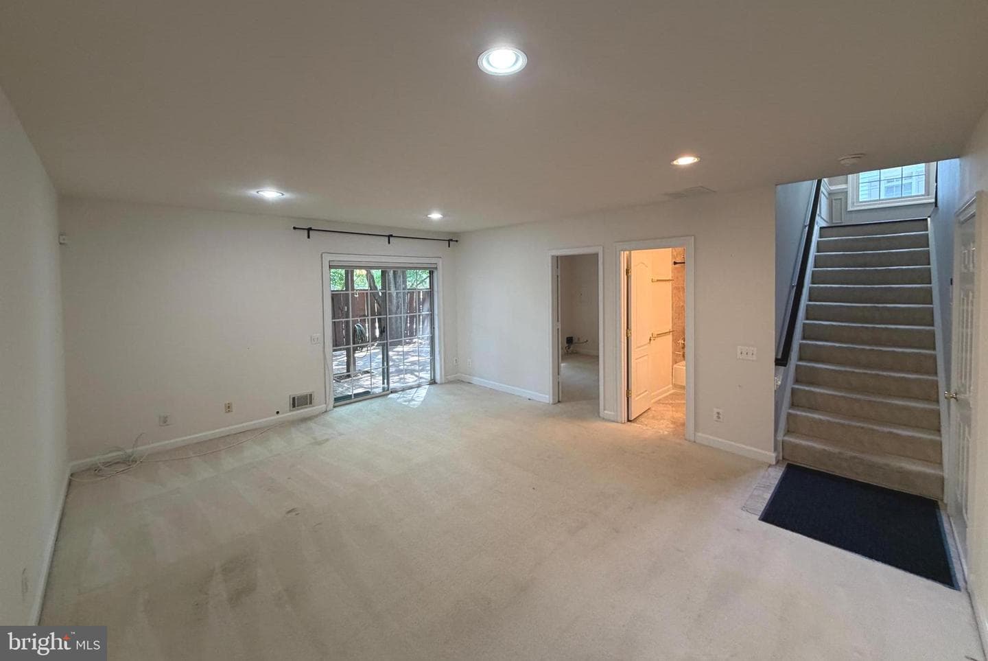 9548 Lagersfield Circle photo 30