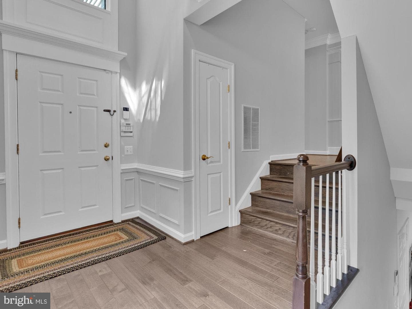 9548 Lagersfield Circle photo 4