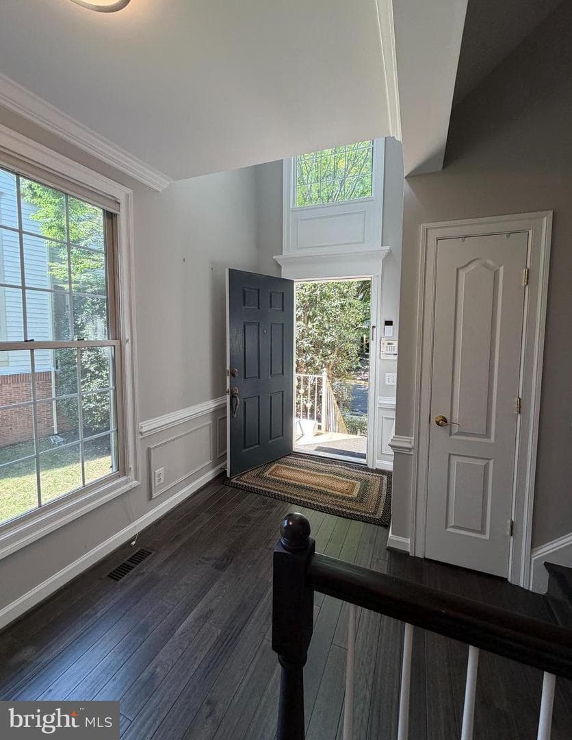 9548 Lagersfield Circle photo 5
