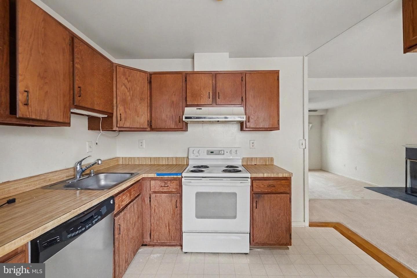 5305 Anchor Court photo 10