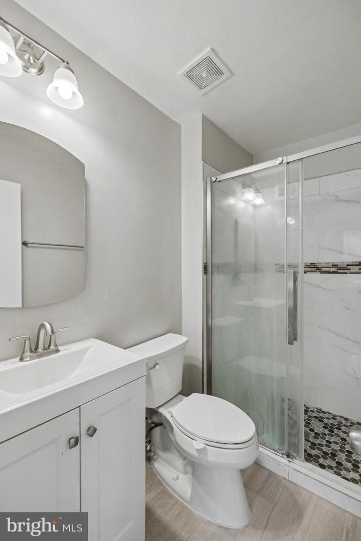 5305 Anchor Court photo 15