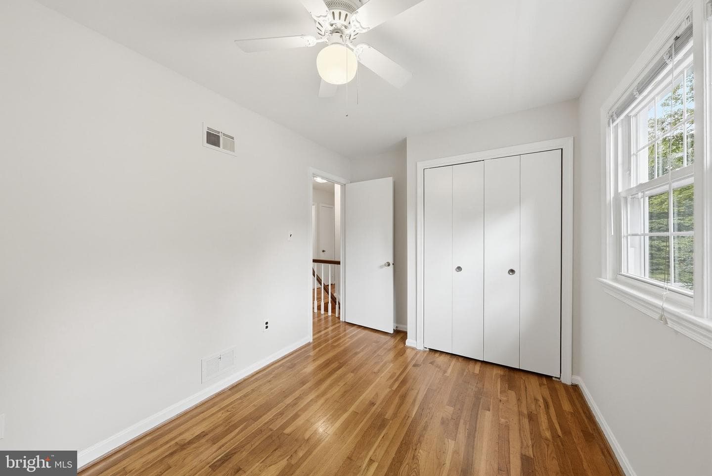 5004 Linette Lane photo 31