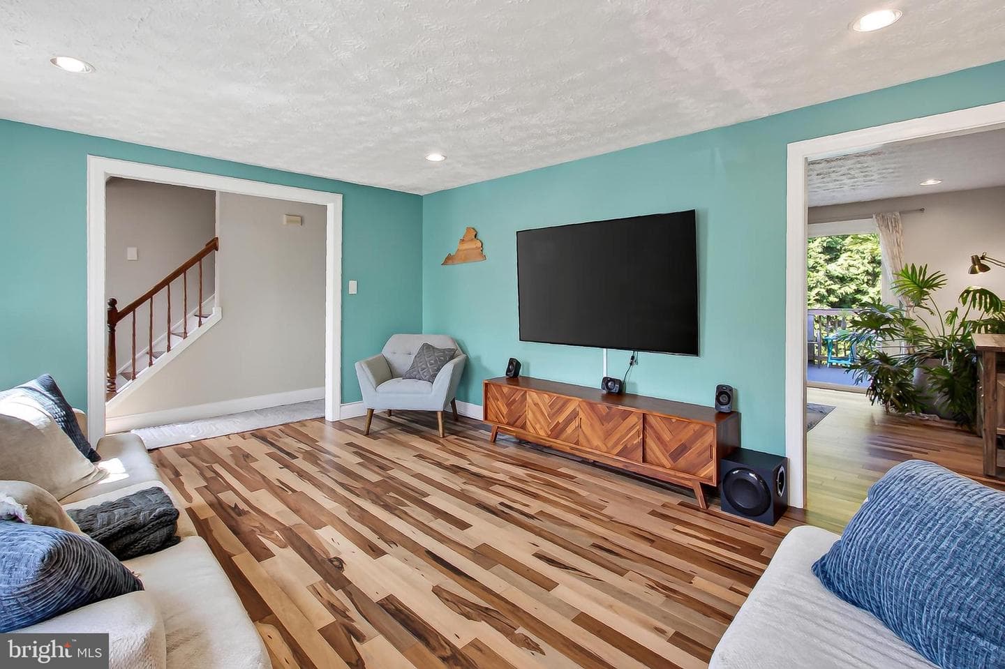 1057 Burwick Drive photo 9