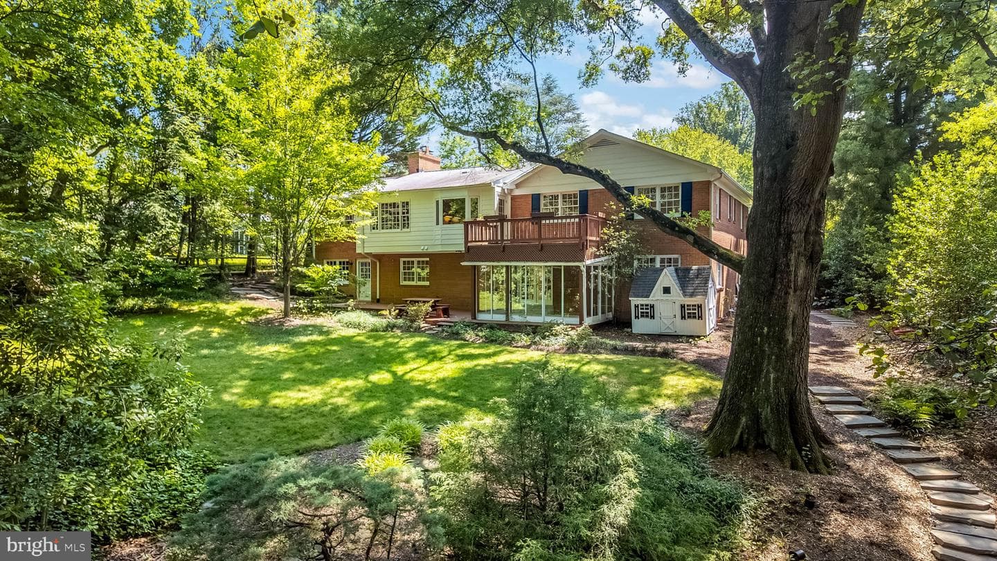 6505 Lily Dhu Lane photo 6