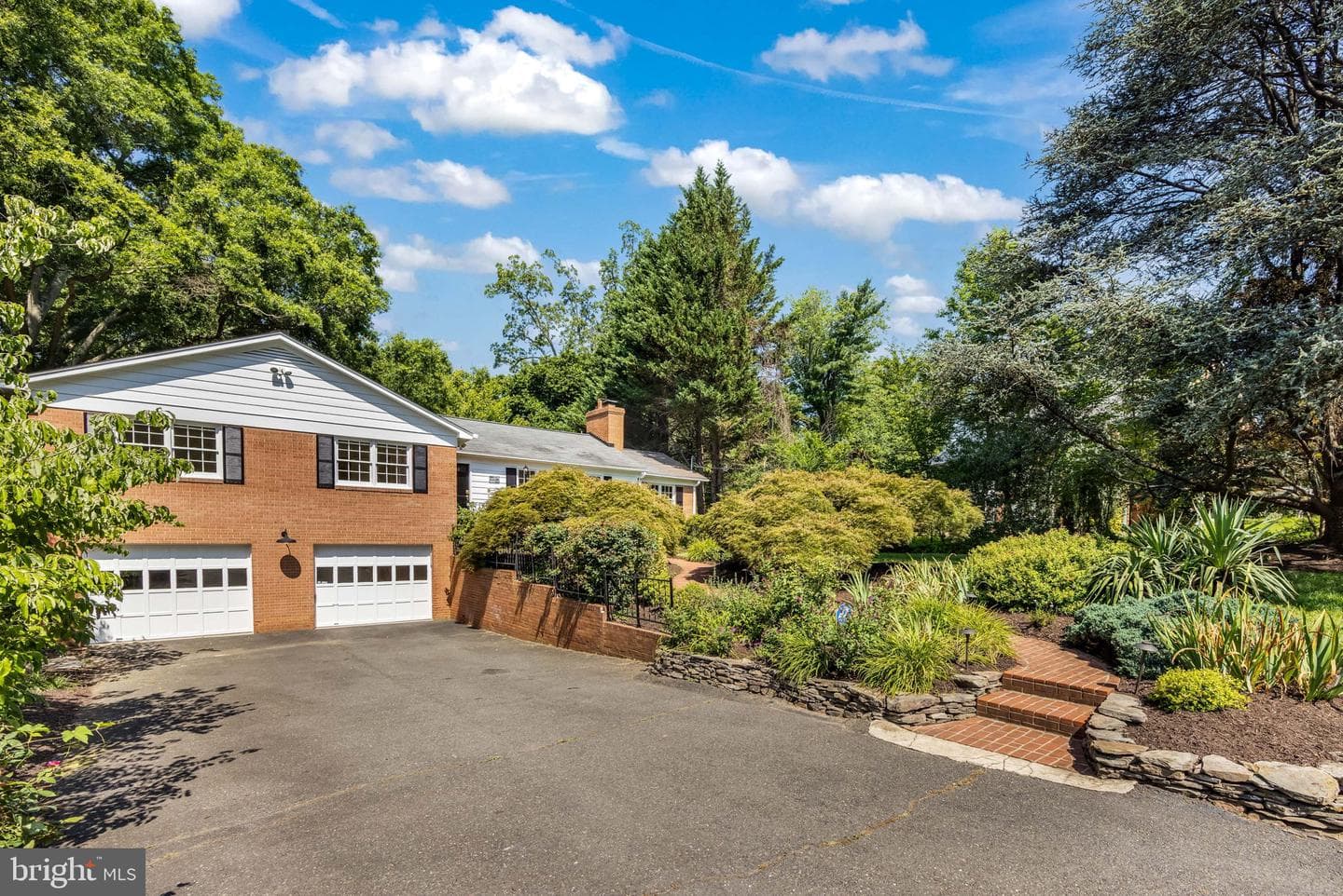 6505 Lily Dhu Lane photo 7
