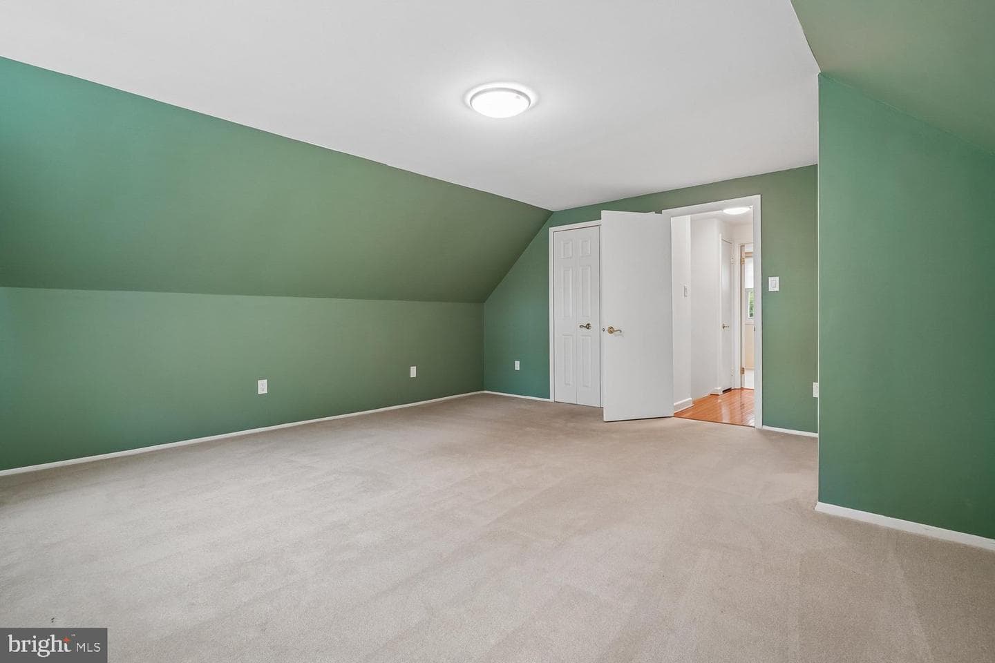 7223 Wickford Drive photo 32