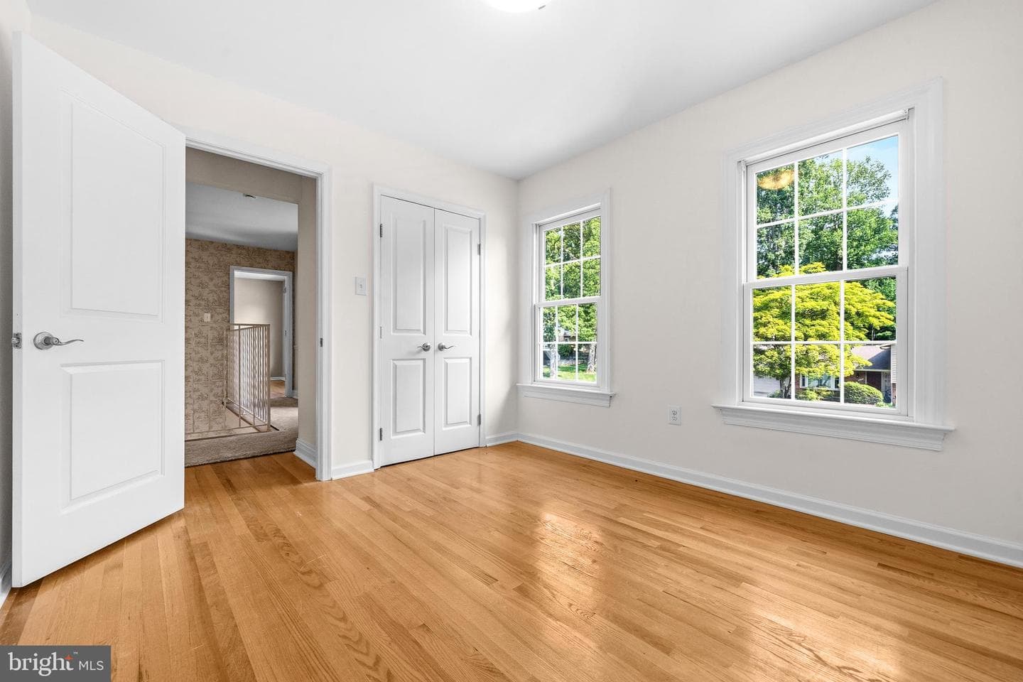 5110 Holden Street photo 27