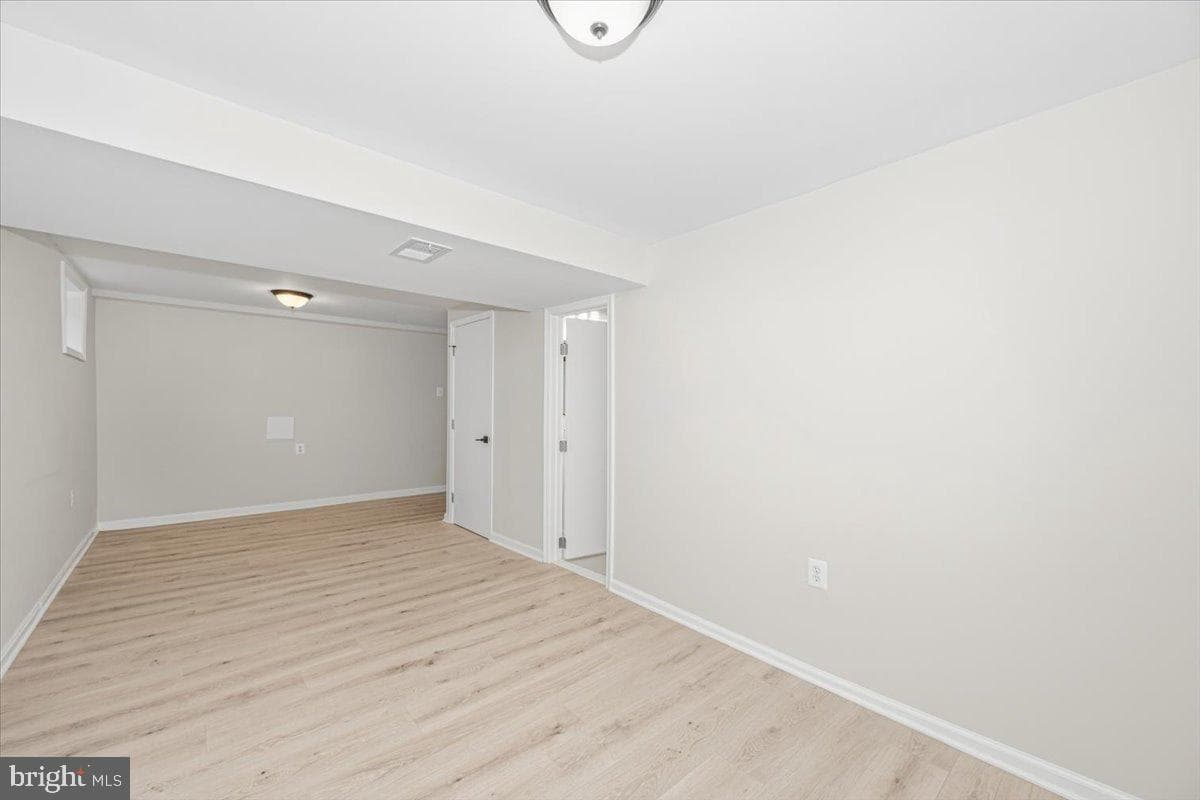 8624 Parliament Drive photo 33