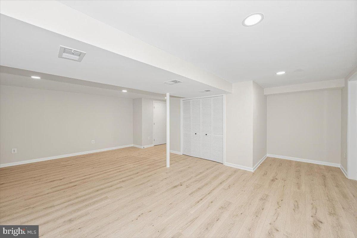 8624 Parliament Drive photo 34