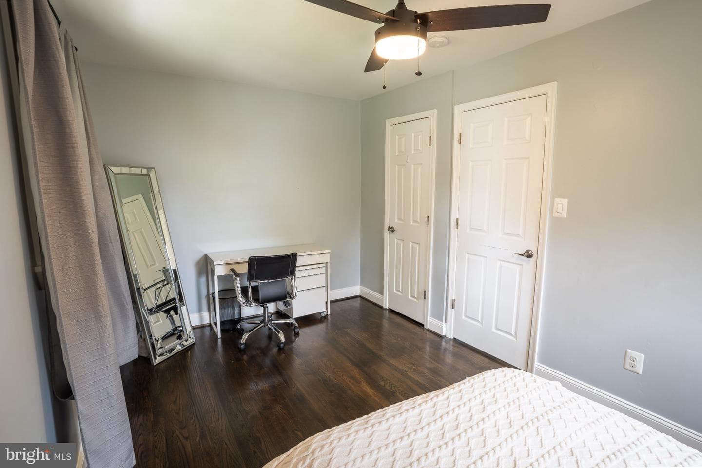 8926 Sylvania Street photo 18