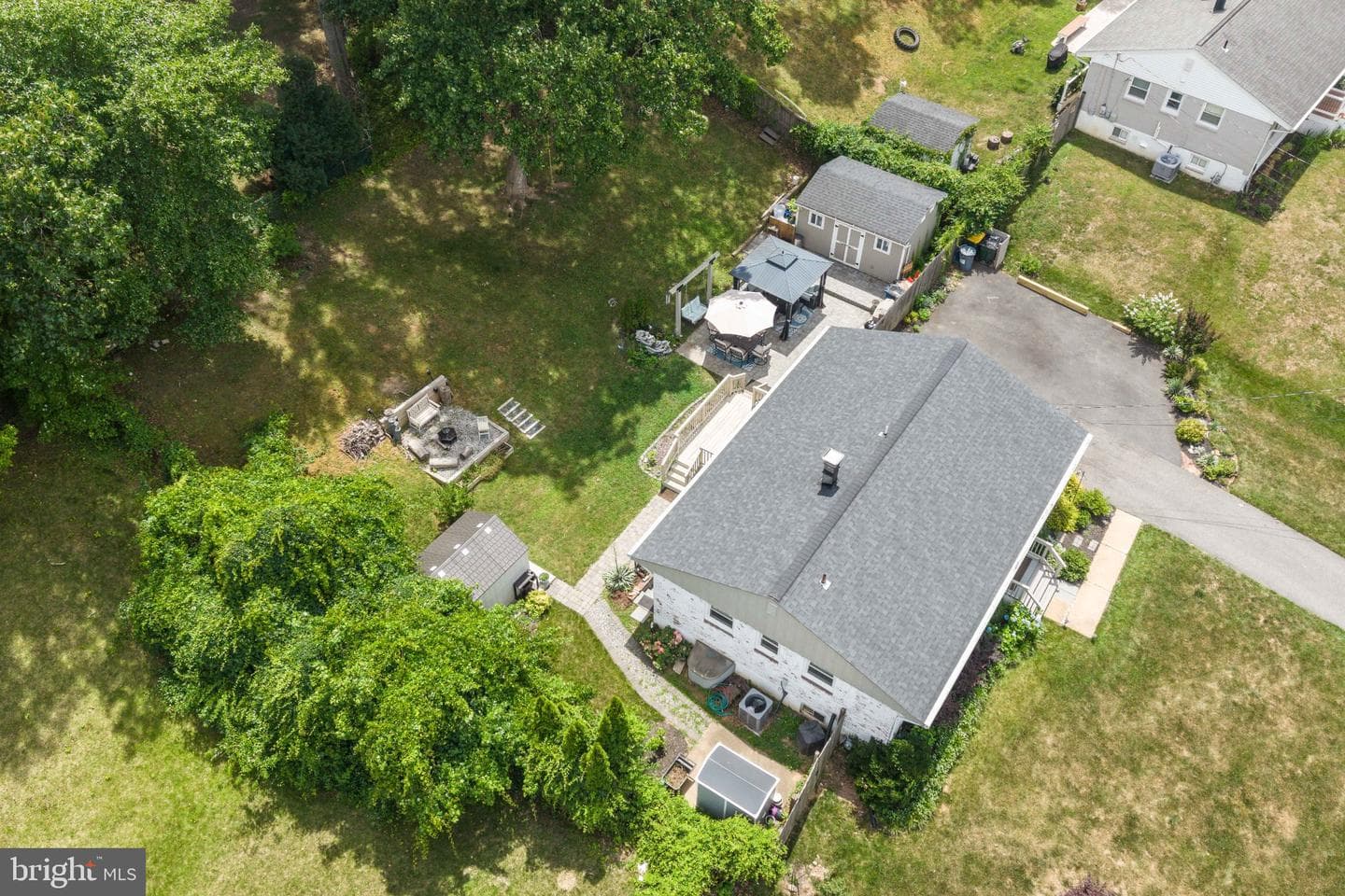 8926 Sylvania Street photo 53