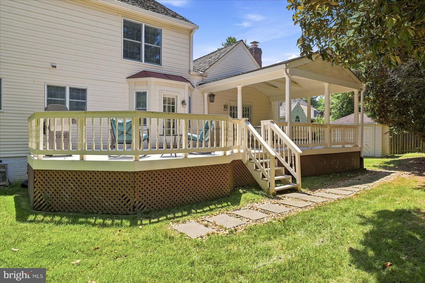 8814 Surrey Court photo 22