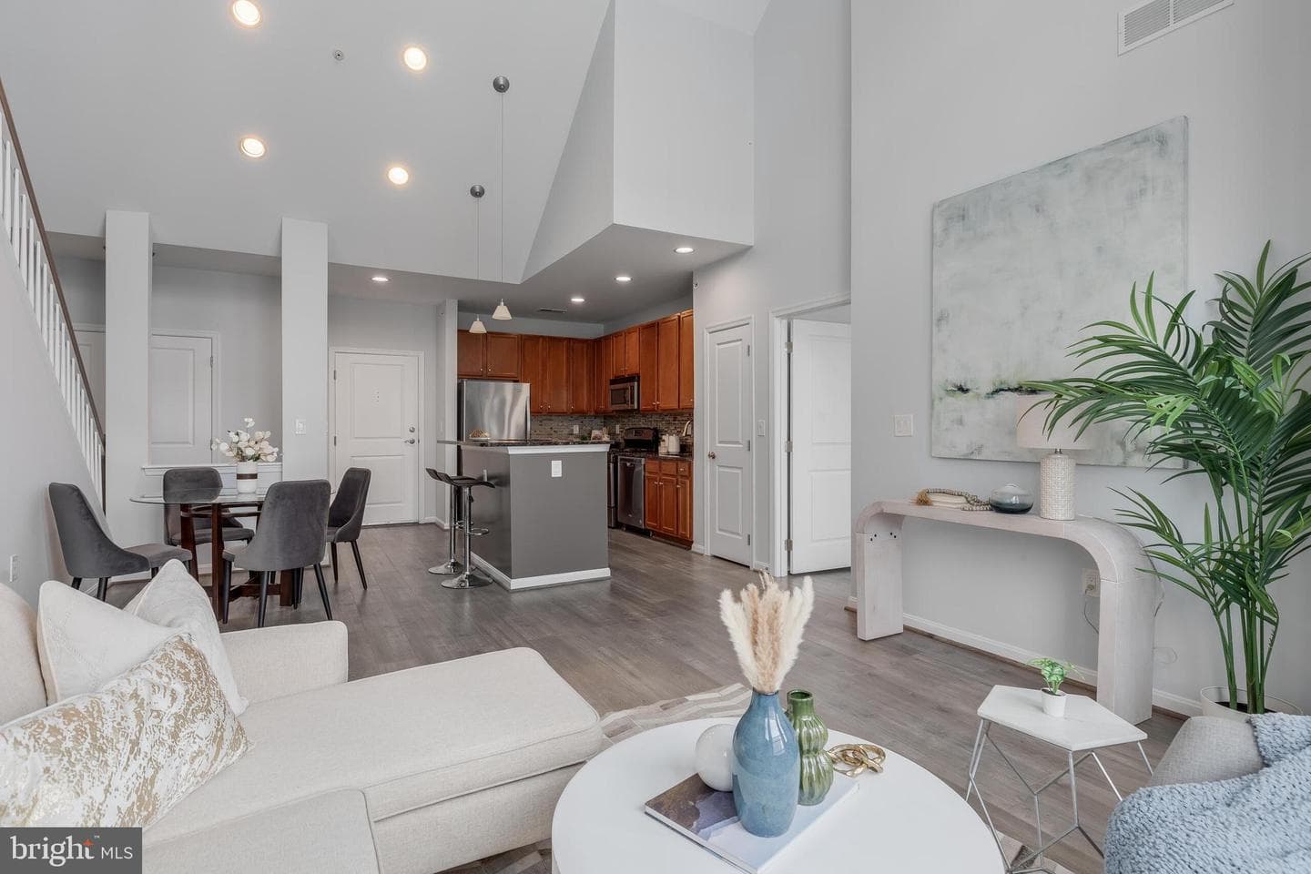2665 Prosperity Avenue #437 photo 12