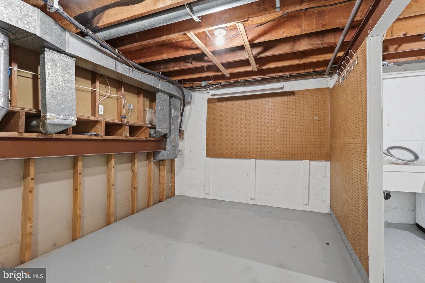 8398 Uxbridge Court photo 31