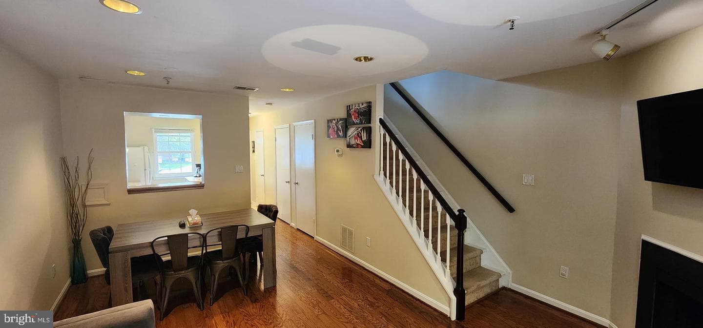 2815 Lee Landing Court photo 7