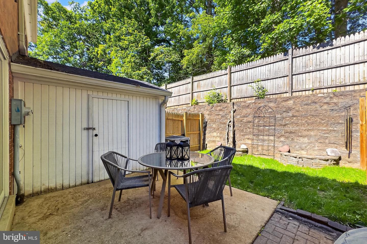 7611 Tiverton Drive photo 23