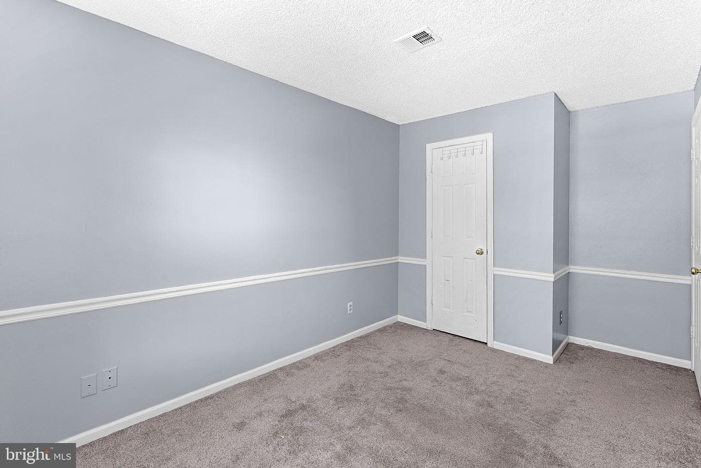 12110 Green Leaf Court #202 photo 26
