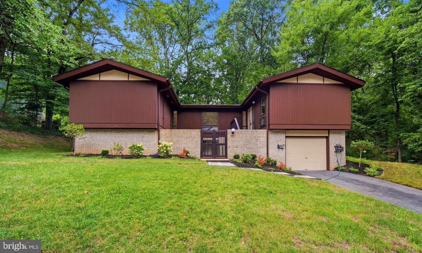 4304 Ann Fitz Hugh Drive, Annandale