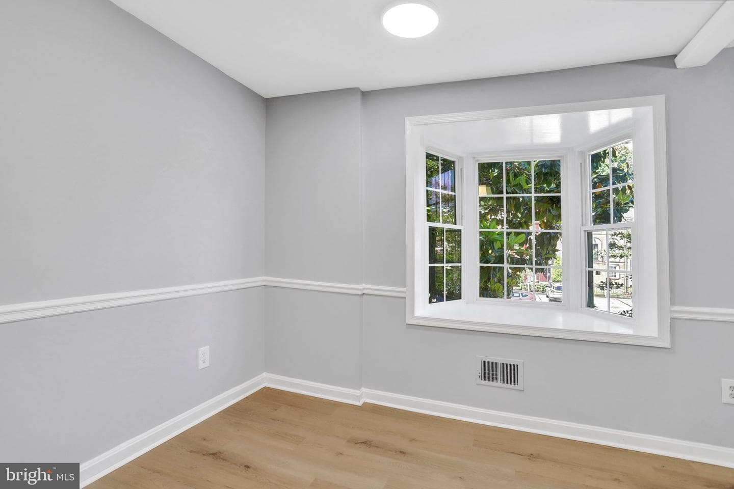 8127 Pinelake Court photo 25
