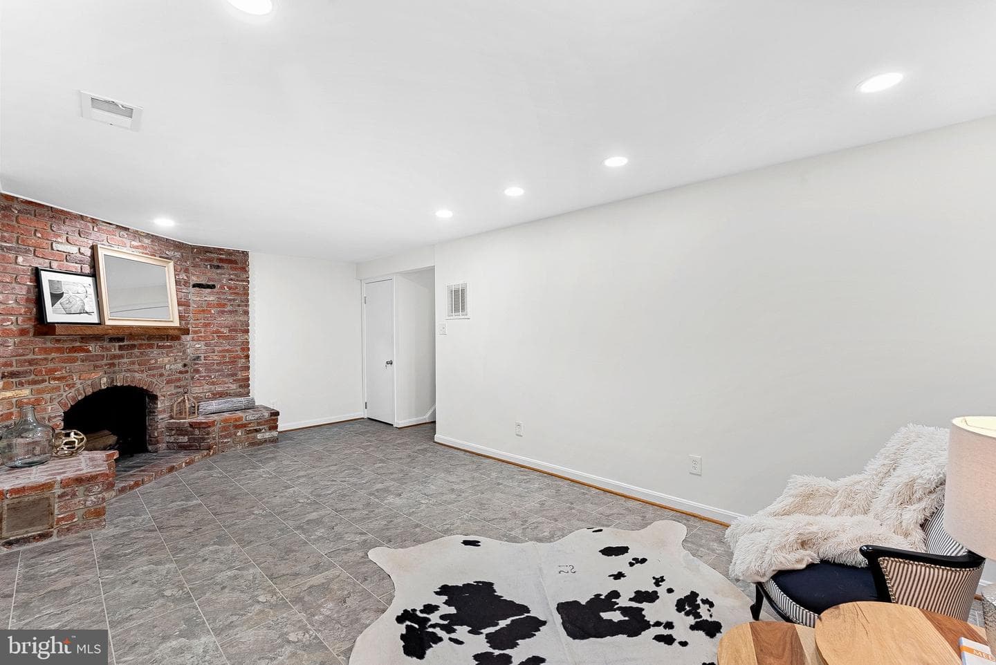 5422 Bromyard Court photo 35