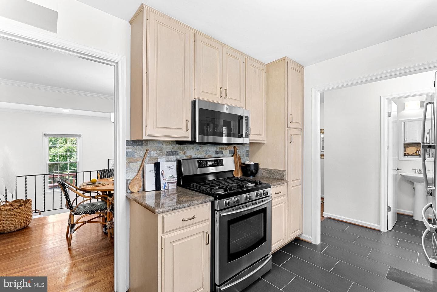 5422 Bromyard Court photo 6