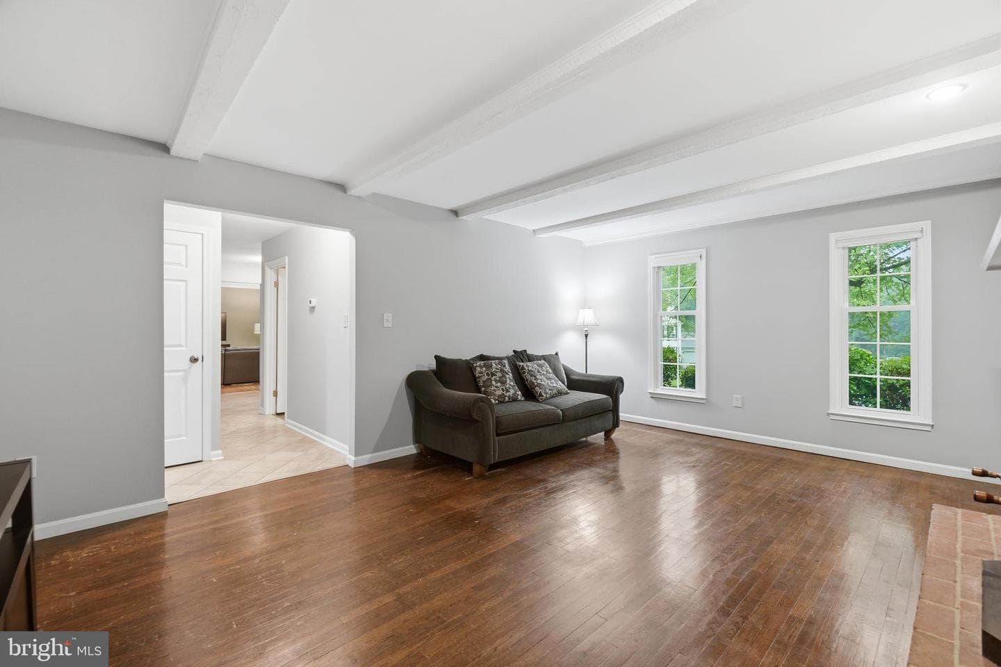 8900 Queen Elizabeth Boulevard photo 10