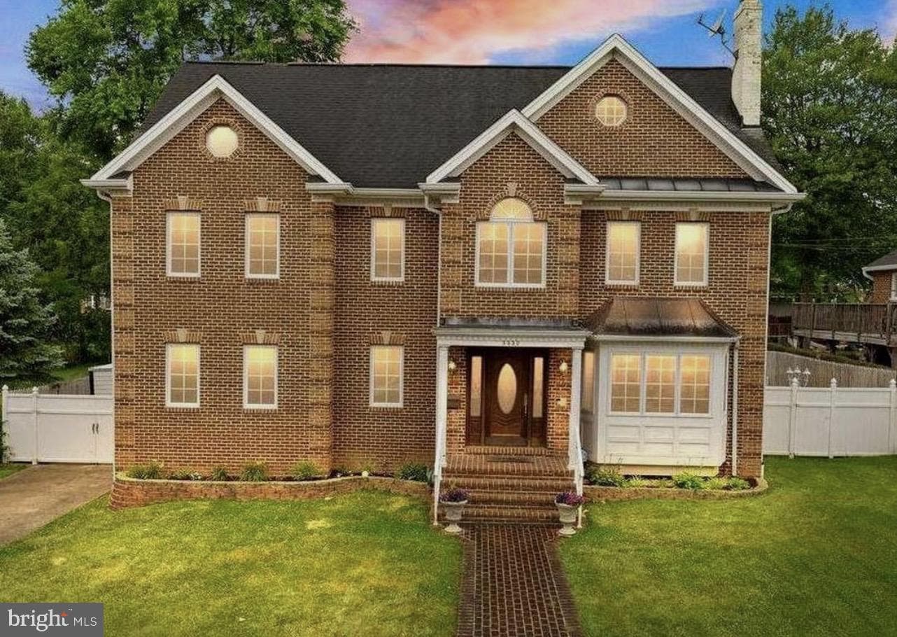 3332 Freedom Place photo 1