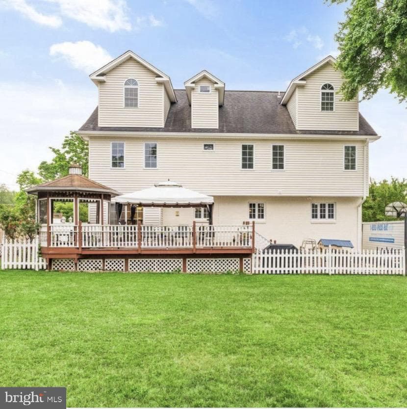 3332 Freedom Place photo 4