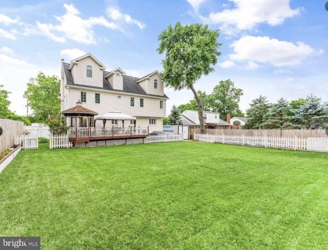 3332 Freedom Place photo 6