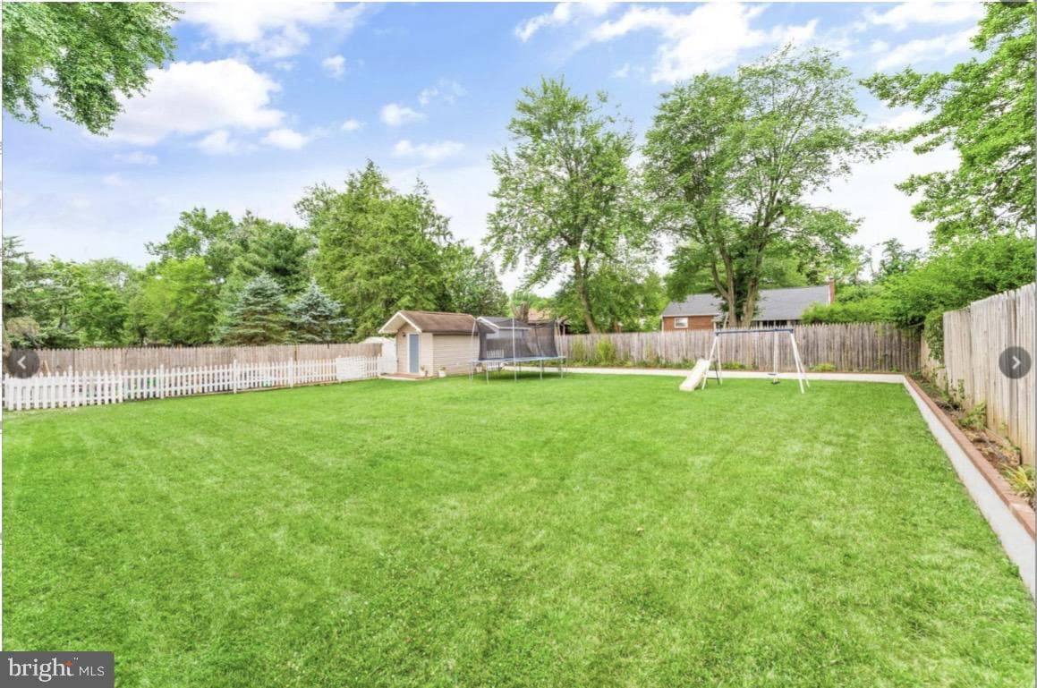 3332 Freedom Place photo 9