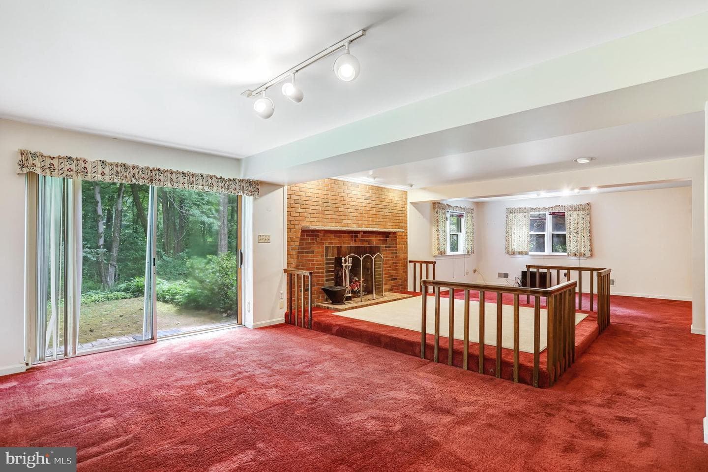 12104 Vale Road photo 27