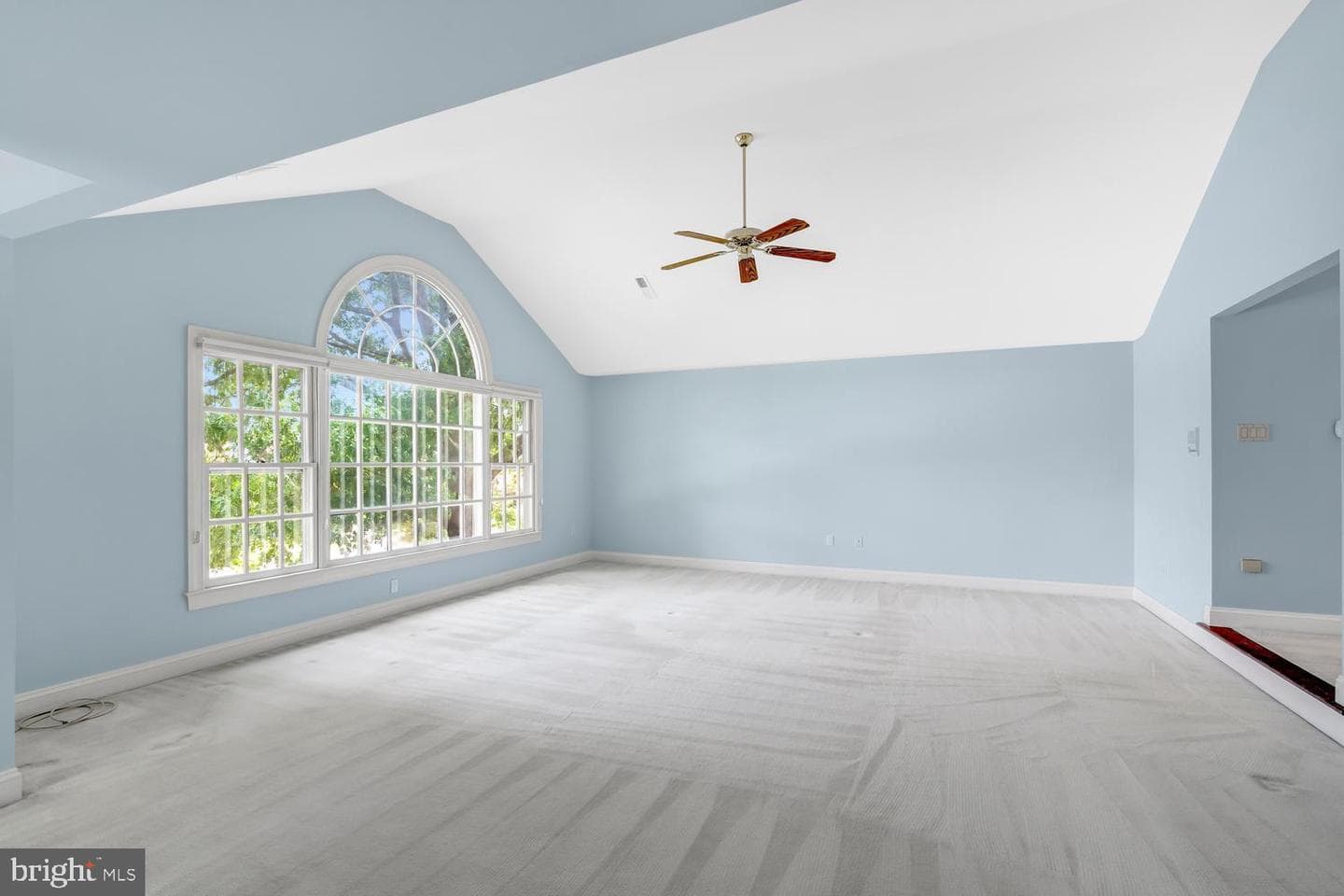 9400 Ludgate Drive photo 31