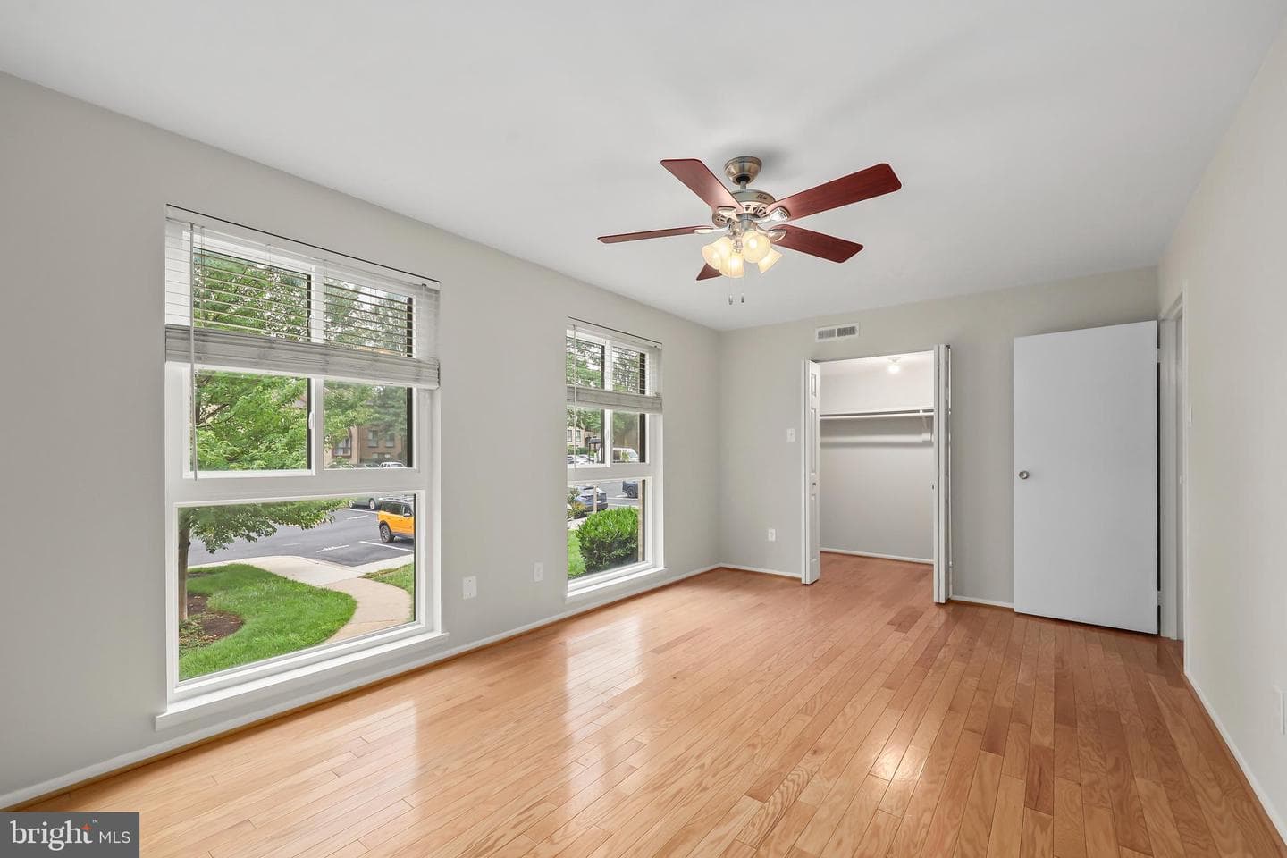 2060 Royal Fern Court #11a photo 17