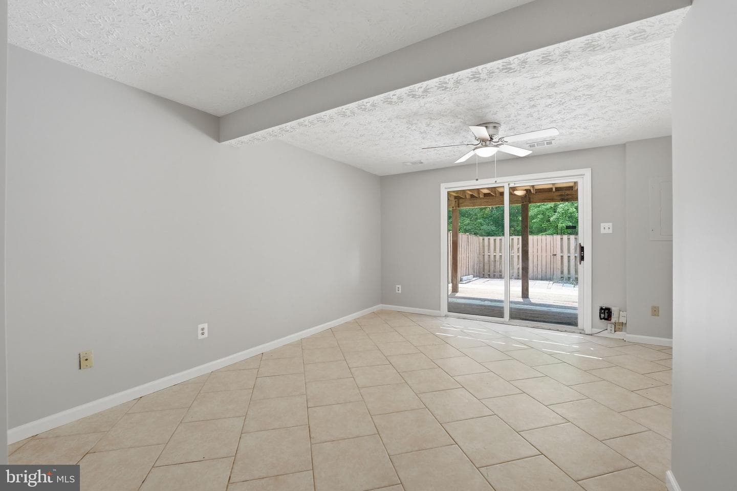 8759 Kanawha Court photo 28