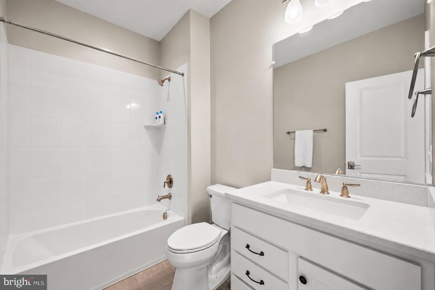 9932 Clearfield Avenue photo 60
