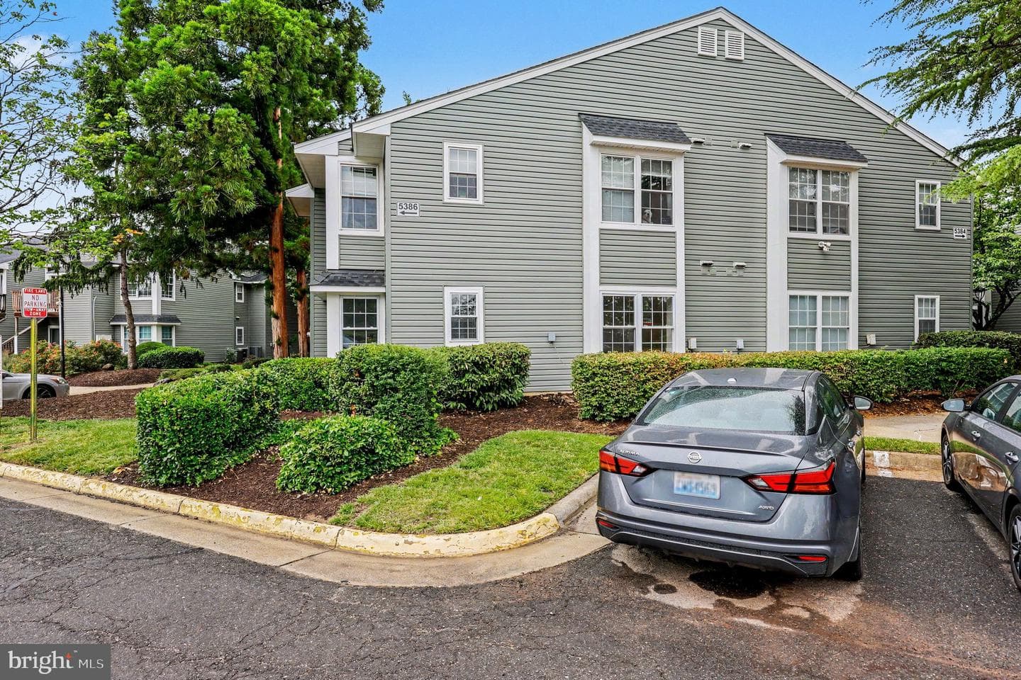 5386 Bedford Terrace #b photo 3