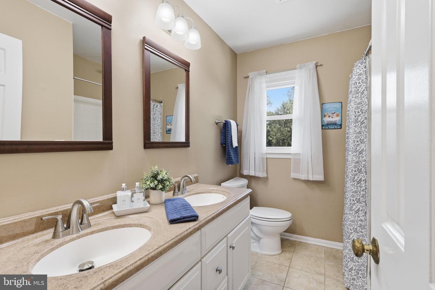 13607 White Barn Lane photo 36
