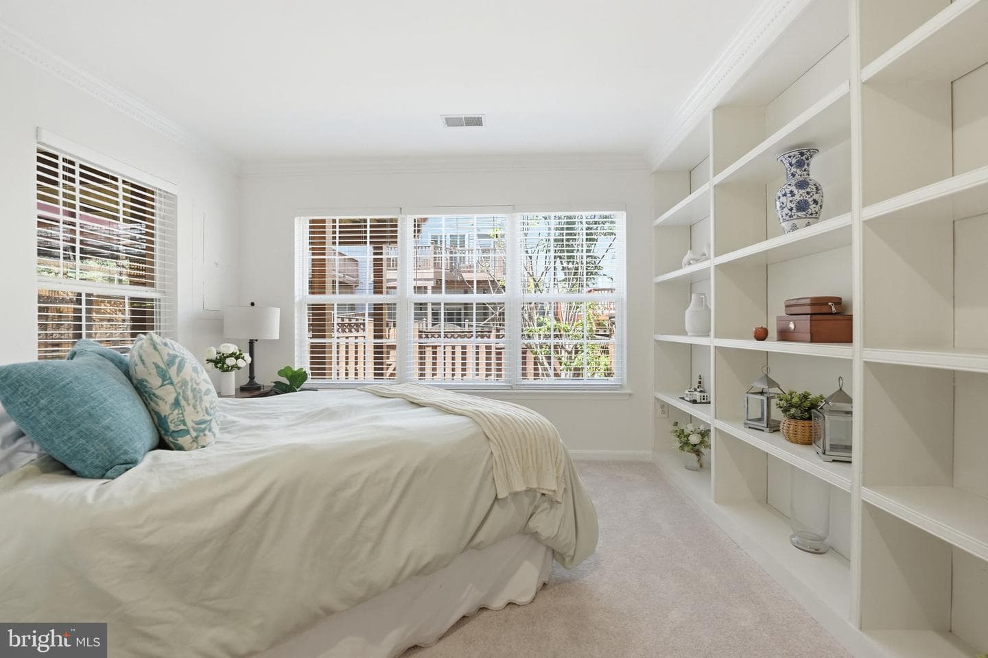 8656 Royal Worcester Lane photo 38