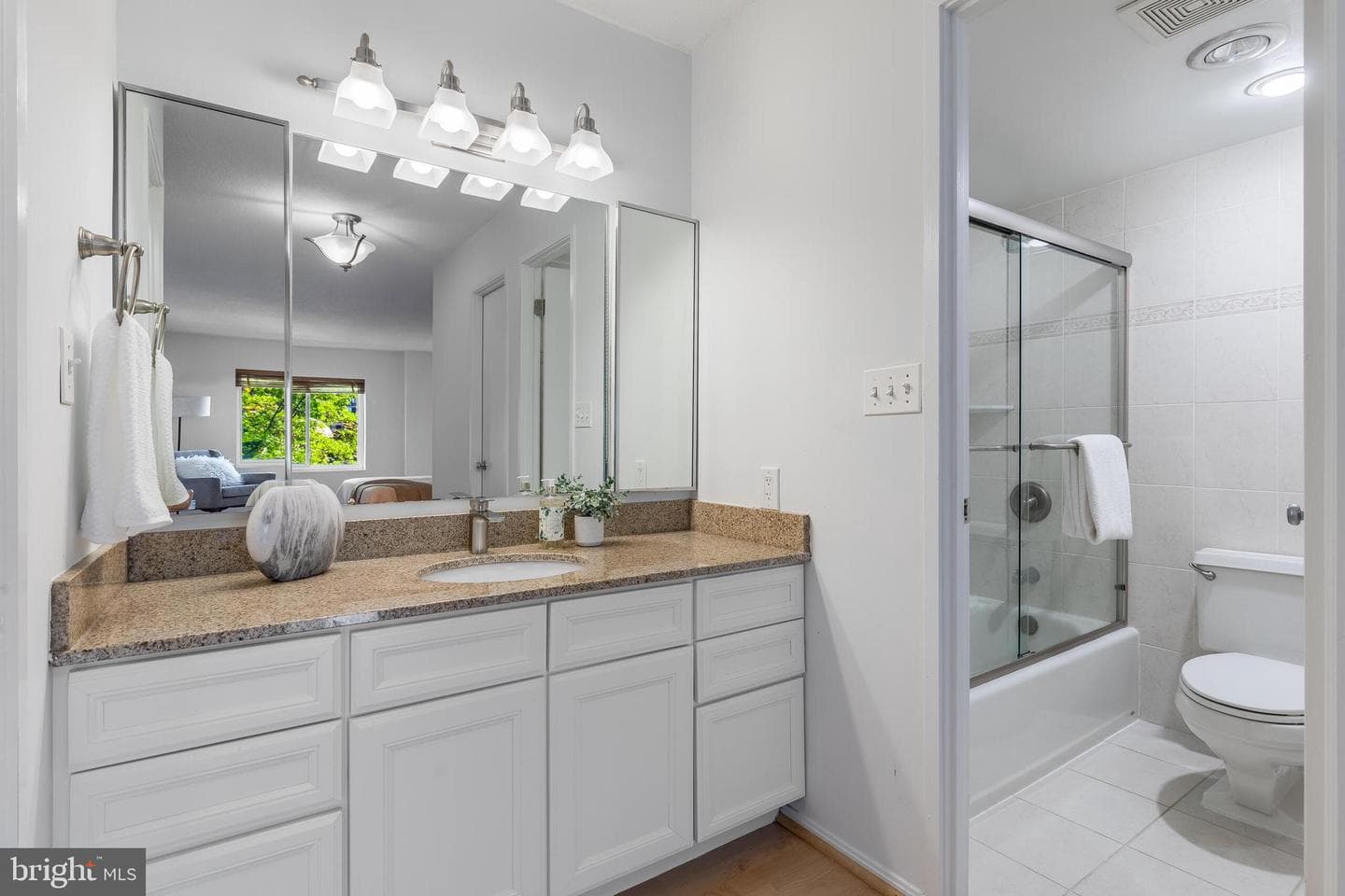 8360 Greensboro Drive #307 photo 21