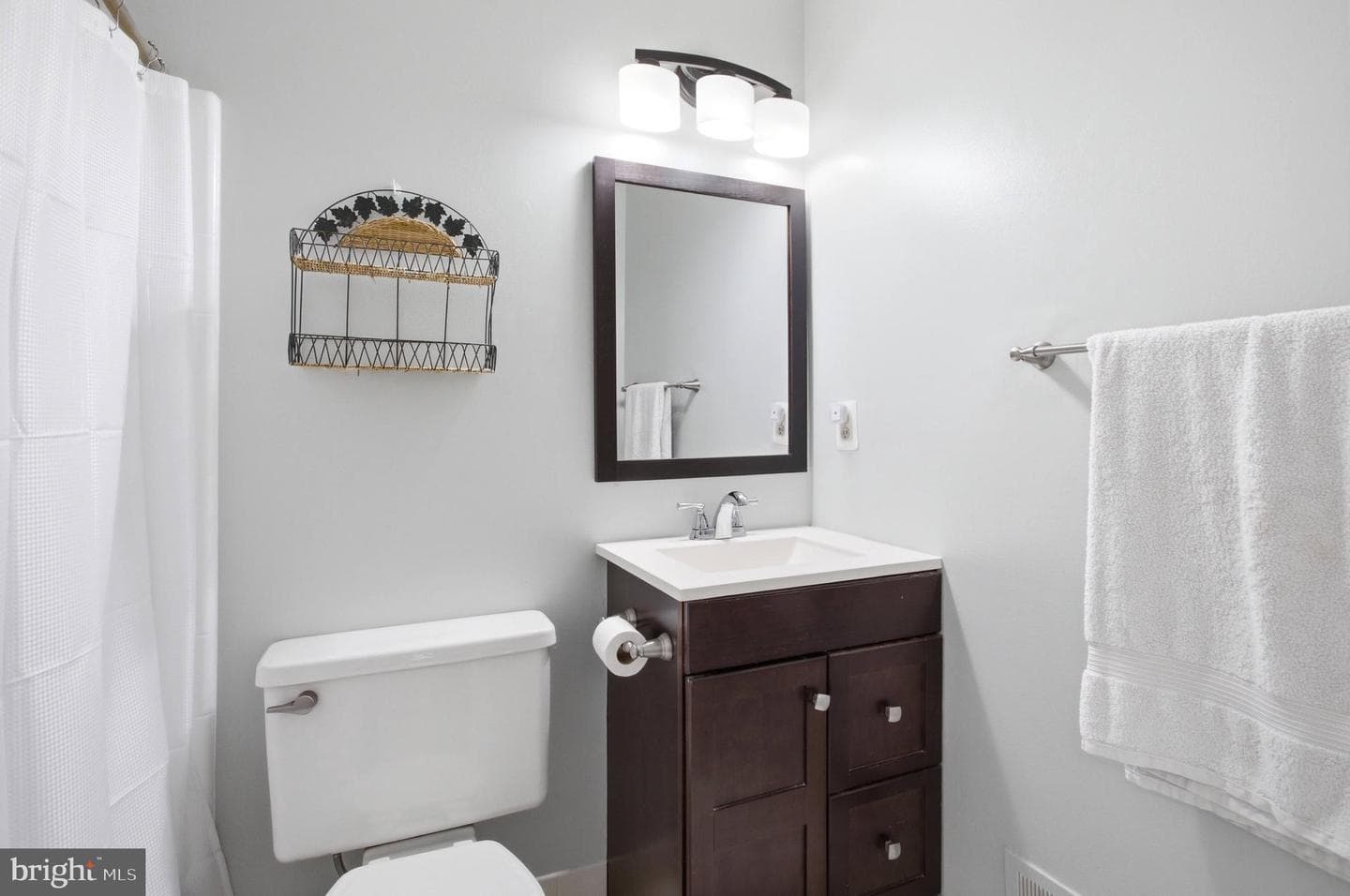 8402 Uxbridge Court photo 25