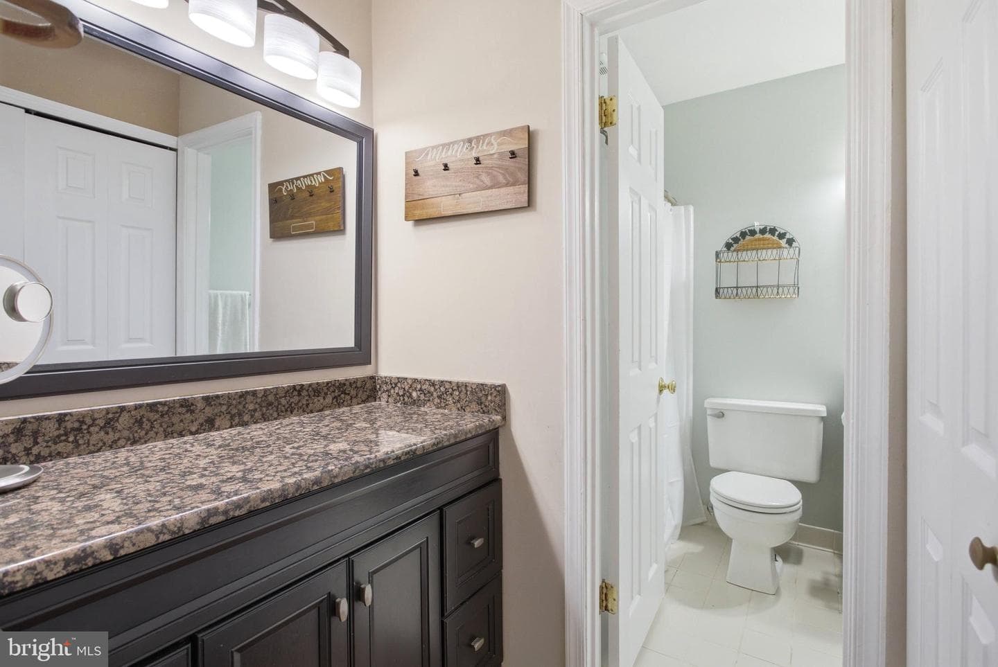 8402 Uxbridge Court photo 9