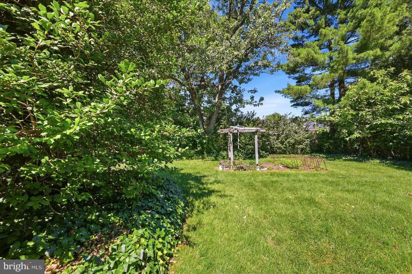 4908 Erie Street photo 14