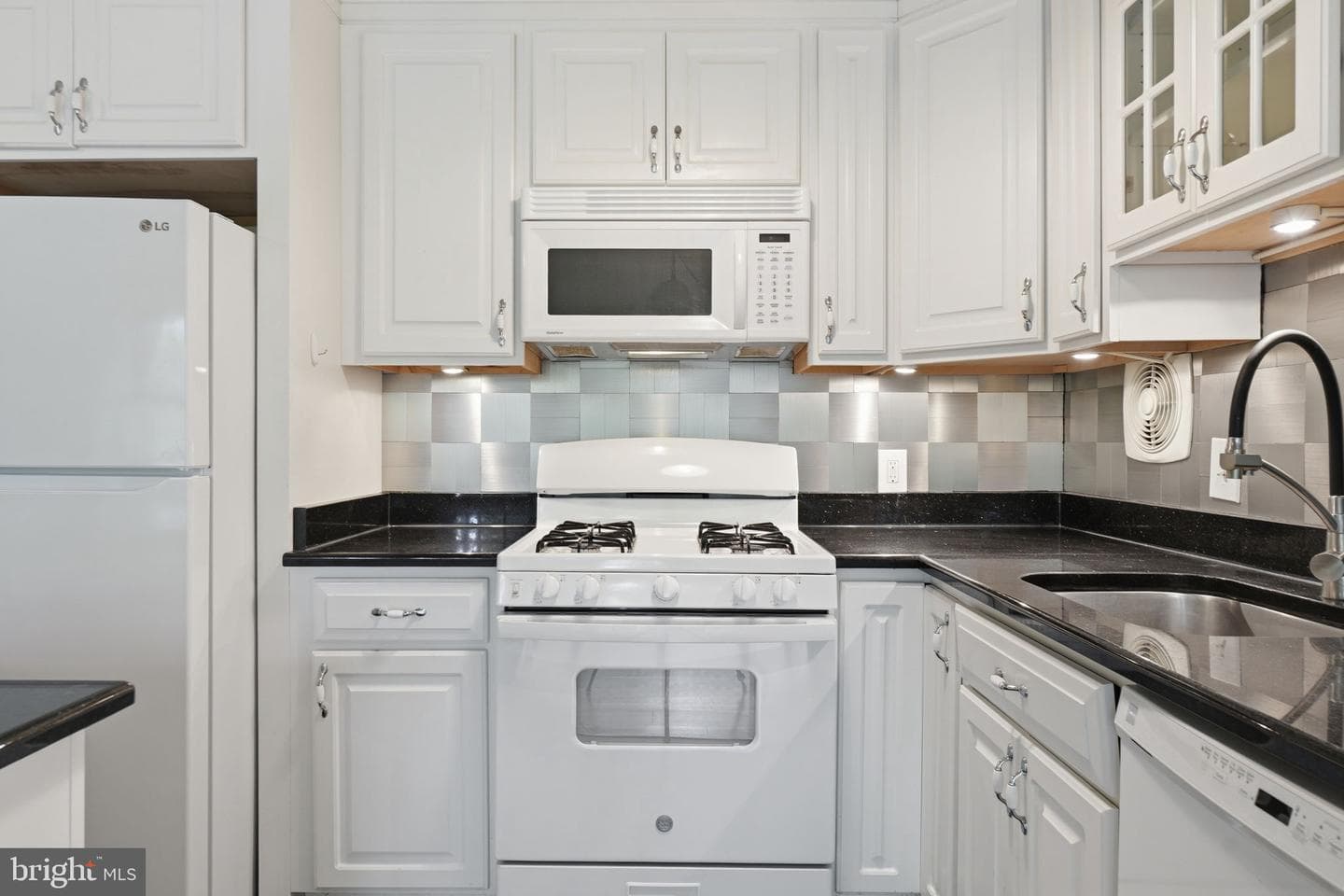 7740 Donnybrook Court #202 photo 11