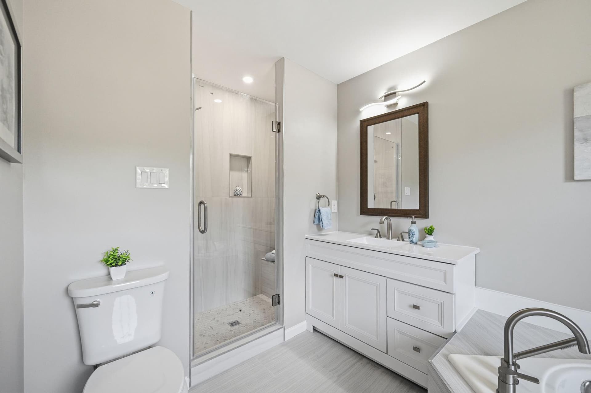 8401 Cardinal Glen Court photo 28