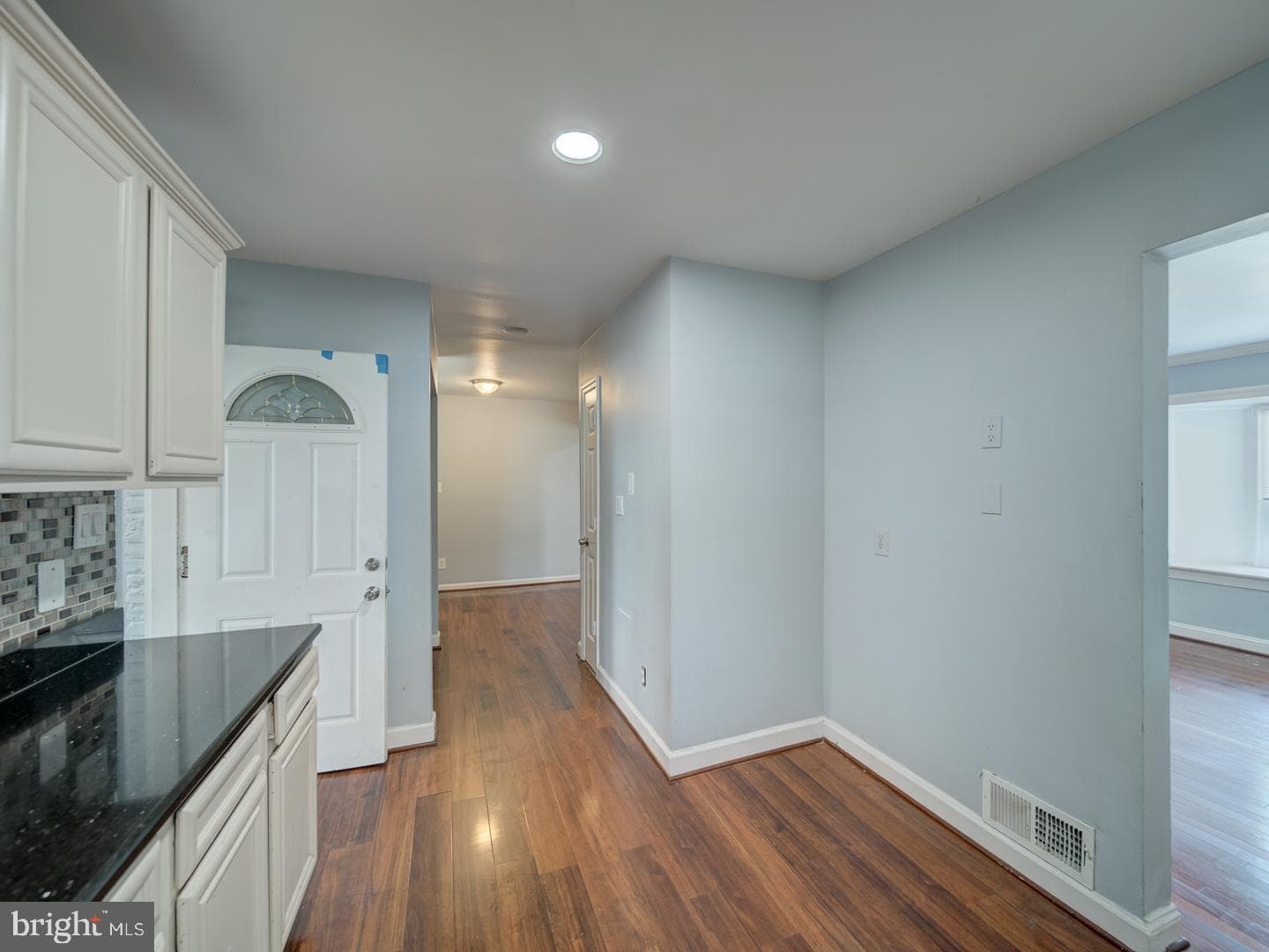 2508 Fleming Street photo 32