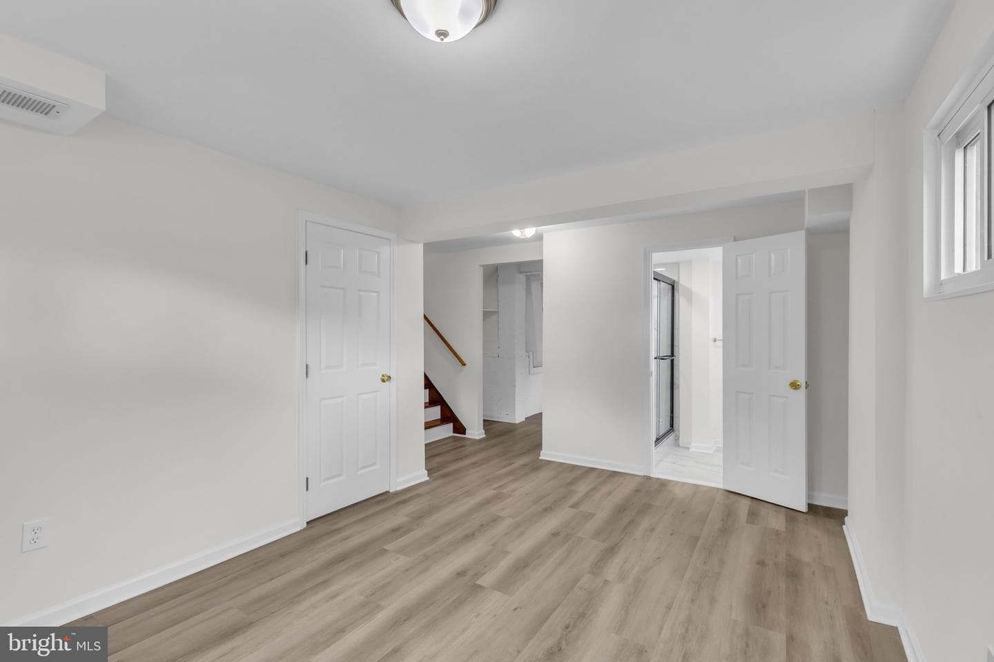5907 Camberly Avenue photo 26